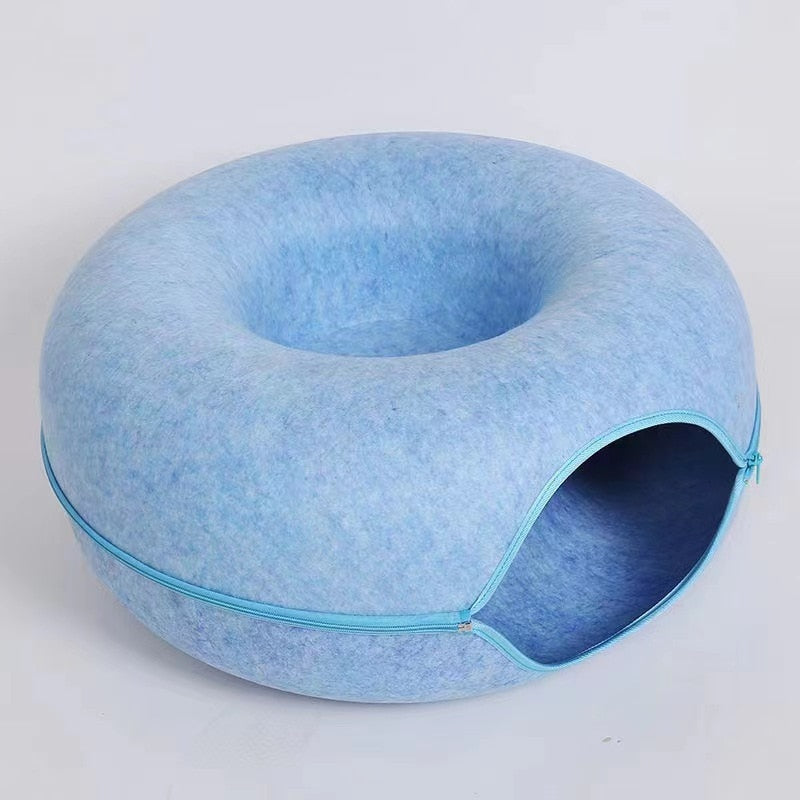 Cozy Hideaway & Fun Playtime: The All-in-One Round Woolen Felt Cat Nest Tunnel Toy for Indoor & Outdoor Use